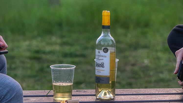 Landkreis Bad Kissingen: An der Kasse nach dem Ausweis gefragt? Testk&auml;ufe legen Jugendschutz-(Nicht-)Einhaltung offen