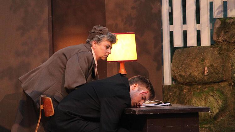 Szene aus "Miss Marple - Mord im Pfarrhaus" Foto: Jürgen Gärtner