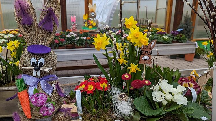Blumengestecke der Gärtnerei Degen in Neuenmarkt.