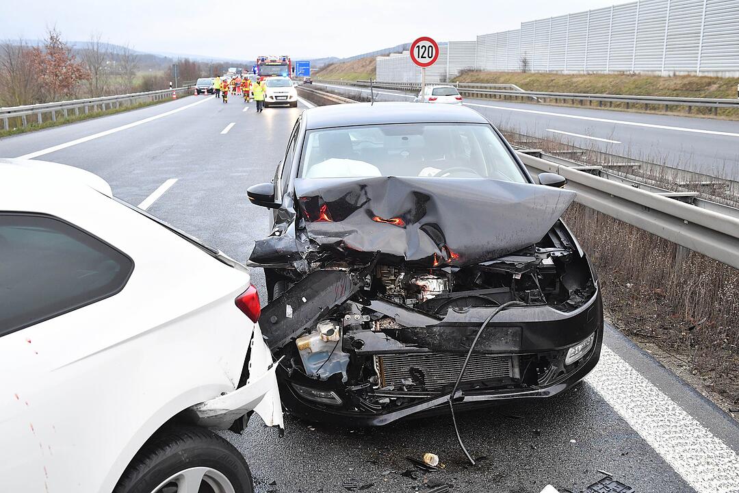Massenunfall auf der A73 bei Breitengüßbach