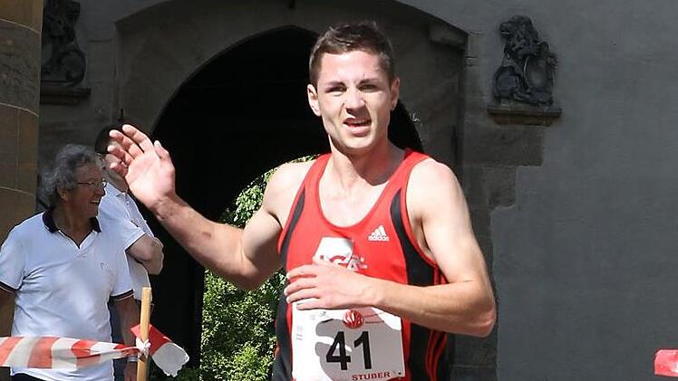 Kevin Karrer beim Zieleinlauf