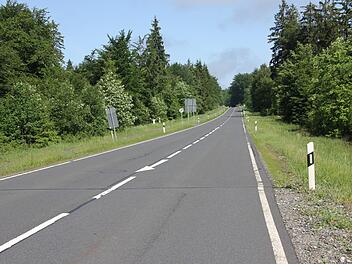 Die Staatsstraße 2209 am Rennsteig wird ab 1. Juli saniert. Die Baumaßnahme erfolgt in zwei Bauabschnitten unter Vollsperrung.V. Schadeck
