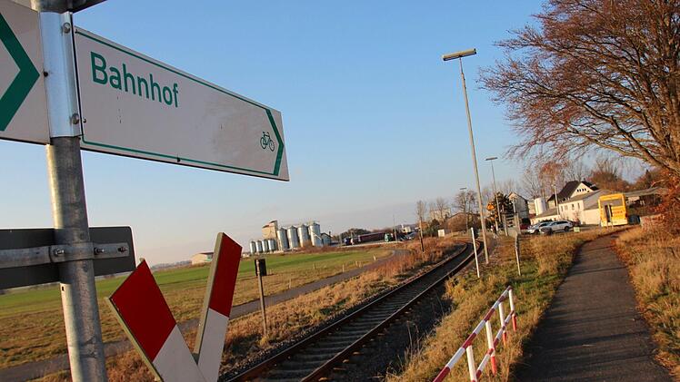 Klingt nach Bahnhof, ist aber keiner: Die Studierenden stören sich - unter anderem - an der schlechten Verkehrsanbindung Meeders.Foto: Oliver Schmidt