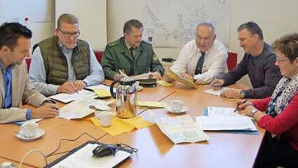 Eine positive Bilanz zogen die Verantwortlichen des Schützenfest-Expresses (von links): Andreas Hügerich, Christian Hoh, Jürgen Hagel, Erwin Kalb, Dietmar Weiß und Elisabeth Fischer.  Foto: AndreasWelz