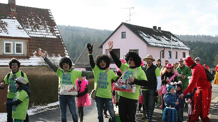 Faschingsumzug in Oehrberg. Foto: Gabriele Sell