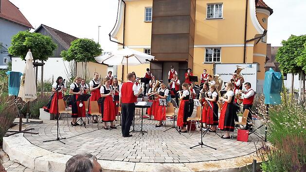 Beim Sommerkonzert des Musikvereins Heroldsbach