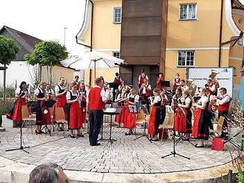 Beim Sommerkonzert des Musikvereins Heroldsbach