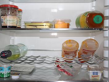 Zwei Kühlschränke samt Inhalt entsorgt