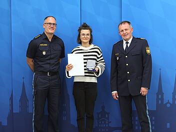 Bamberg: Mut bei "eskalierender Situation" - Junge Frau mit "Courage-Medaille" ausgezeichnet