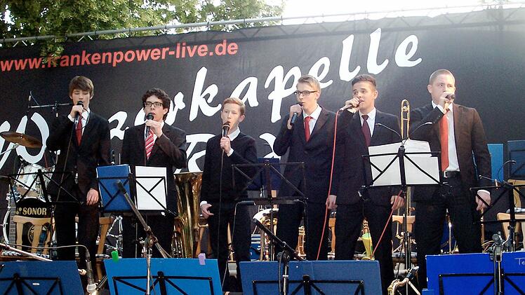 Der Auftritt des A-cappella-Chors aus Münsterschwarzach war eine tolle Ergänzung des Konzertabends.