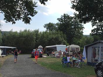 Die alten Gäste sind auch die neuen Gäste: Für die Camper auf der Bischofheimer Anlage bedeutet der Pächterwechsel Kontinuität. Foto: privat