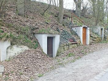 In solchen Kellern, wie hier in Steppach, suchten die Bewohner Schutz vor Luftangriffen.  Foto: Manfred Welker