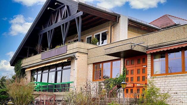 Landhotel "Lindenhof" wird dieses Geb&auml;ude hei&szlig;en, das Max und Heike Zuber pachten. Sie werden ab Ostern auch das Restaurant, das demn&auml;chst einen barrierefreien Zugang erh&auml;lt. Foto: privat