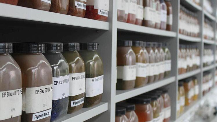 Auf Farben, Rezepturen und Nuancen lässt sich bei Lifocolor allzeit zurückgreifen.