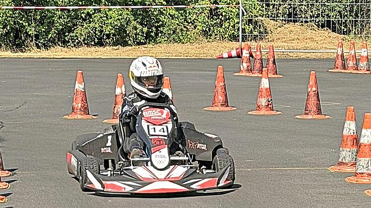 Dieses Foto entstand beim Jugend-Kart-Slalom. Torsten Ruck