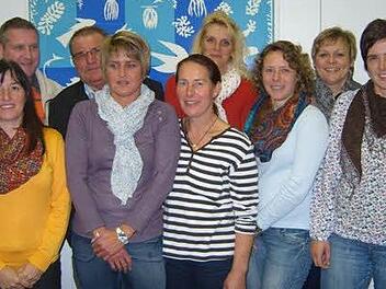 Engagieren sich: Kerstin Dietz (vorne, von links), Sabine Löser, Rita Kohl, Silke Schneider und Claudia Metz sowie  Thomas Neubauer (hinten, von links), Karl Veit, Claudia Gundelach und Petra Vogler Foto: privat