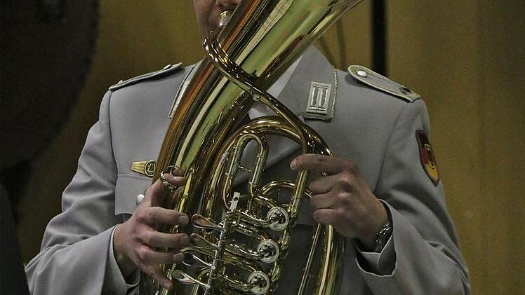 Euphonium-Solist Feldwebel Dominik Schneider. Foto: Gerd Schaar
