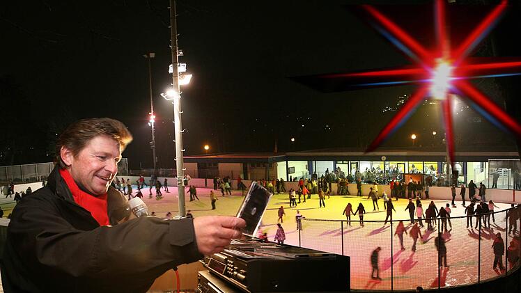 Rainer Ludwig erinnert sich an Jahrzehnte als DJ der Kulmbacher Eisdisco.Archiv