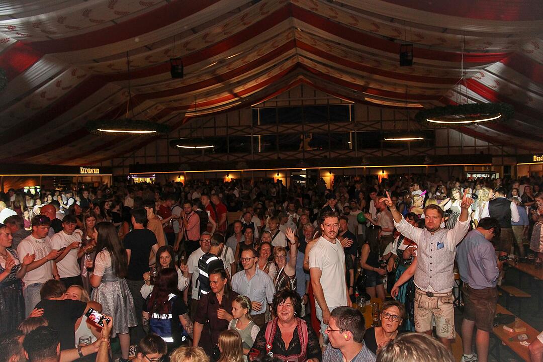 Am letzten Tag vom Bierfest wurde nochmal richtig gefeiert.