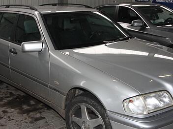 Dieses Fahrzeug gehörte dem Zeitlofser, der mit schweren Kopfverletzungen am Bahnhof in Bad Soden-Salmünster starb. Foto: Polizei