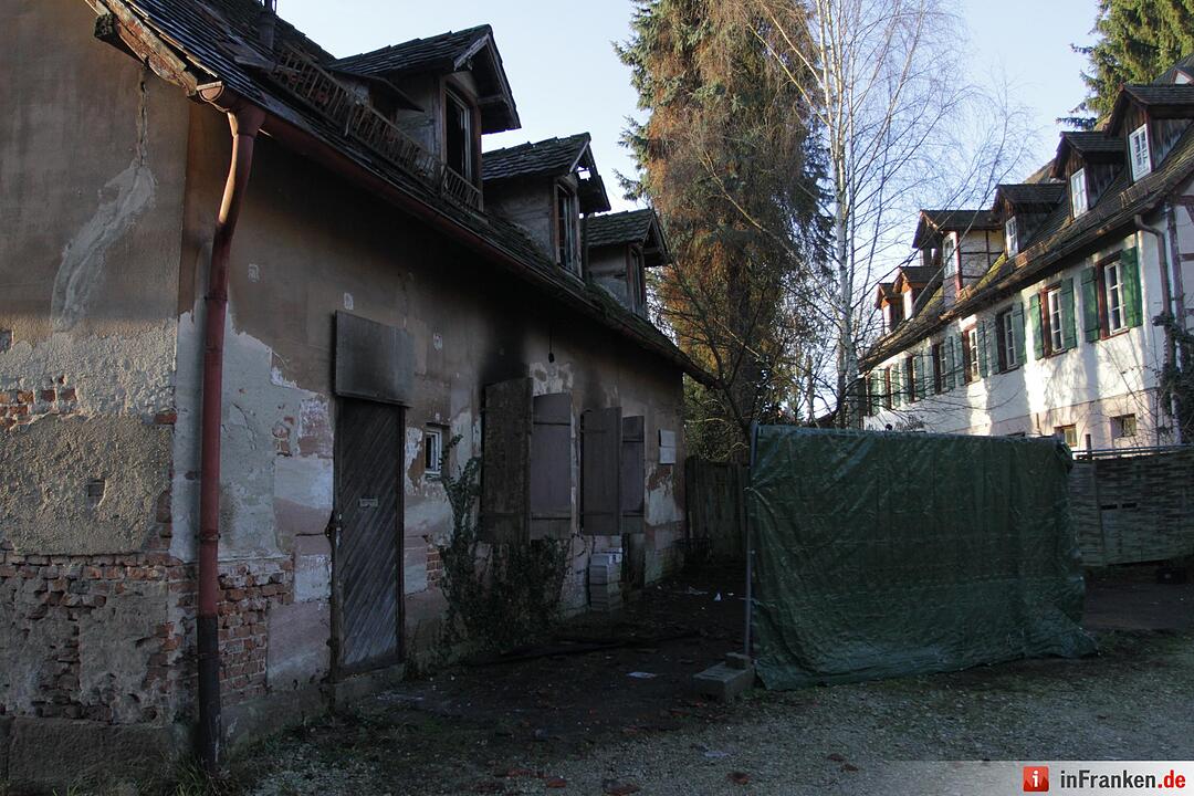 Ehemaliges Zollhaus in Nürnberg abgebrannt