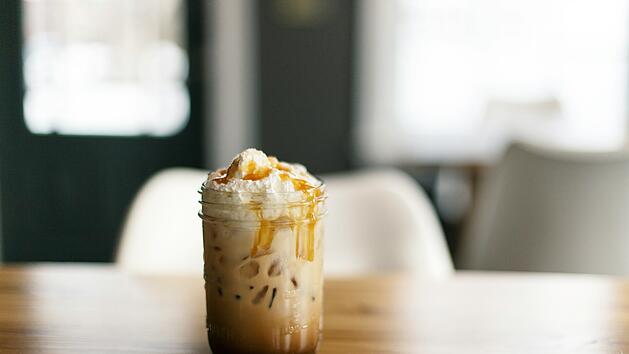 Omas Eiskaffee war gestern - diese coolen Kaffee-Trends sind jetzt "in"