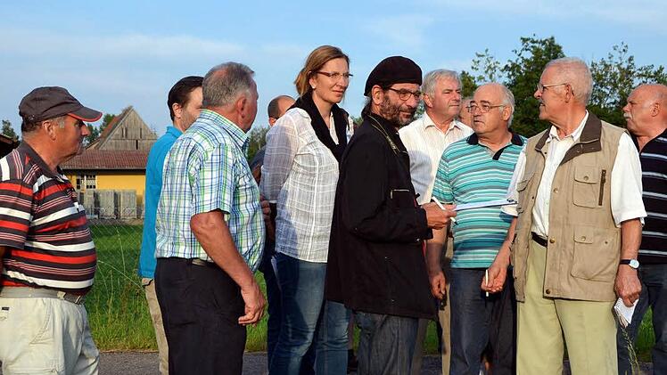 Stadtteilspaziergang in Albertshausen. Foto: Peter Rauch