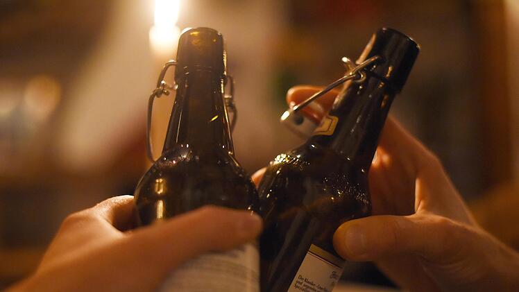 Bayreuth appelliert an die Bürger der Stadt: Das Alkoholverbot muss eingehalten werden.