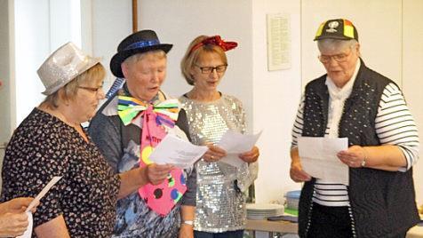 Sketche brachten die Besucher zum Lachen.  Foto: Gerhard Feller