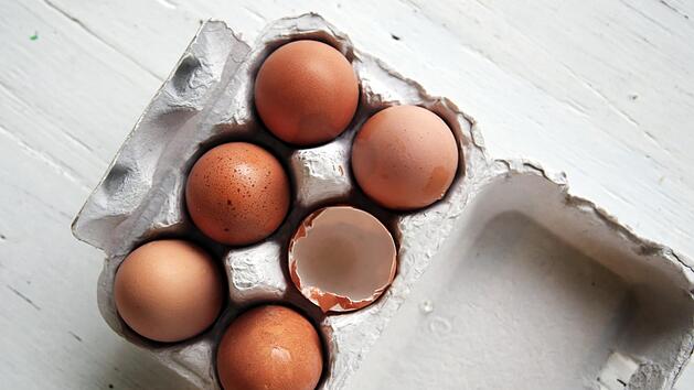"Ökotest" hat zwei Eier-Produkte unter die Lupe genommen: Darunter auch Eier von Aldi, Lidl oder Rewe.  Symbolbild: Caroline Attwood/unsplash.com