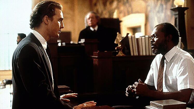 Als Vater einer kleinen Tochter bringt der Jurist Jake Brigance (Matthew McConaughey) f&uuml;r Haileys Tat durchaus Verst&auml;ndnis auf.