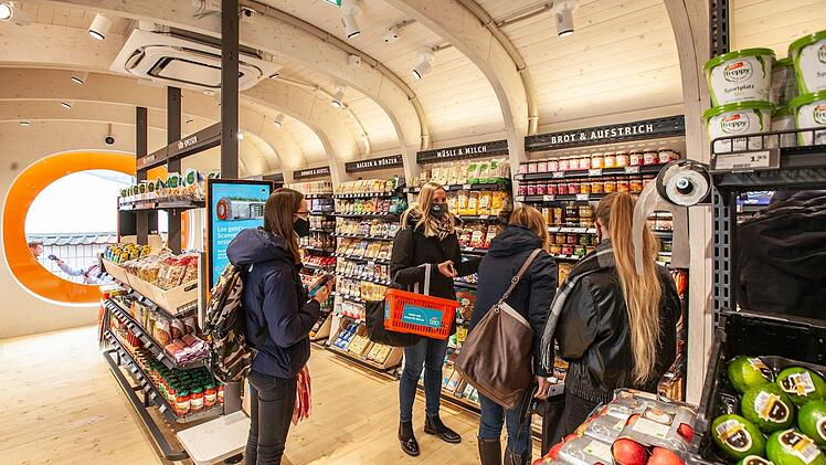 So oder ähnlich hätte der 24-Stunden-Supermarkt ausgesehen, wenn er denn gekommen wäre. In Hessen gibt es das Konzept seit etwa eineinhalb Jahren.  Foto: Björn Friedrich/Archiv