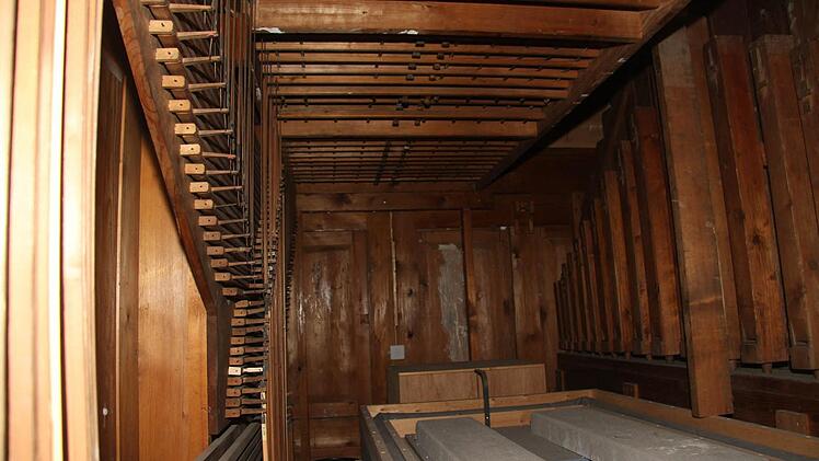 Blick ins hölzerne Innere der Orgel. Foto: Sonja Adam