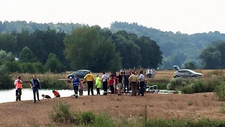 Ein junger Asylbewerber aus Nigeria ist am Donnerstag (13.8.2015) in einem Baggersee bei Oberhaid ums Leben gekommen. Auf dem Privatgrundstück ist das Baden verboten, doch auch Einheimische ignorieren das seit Jahrzehnten. News5/Herse