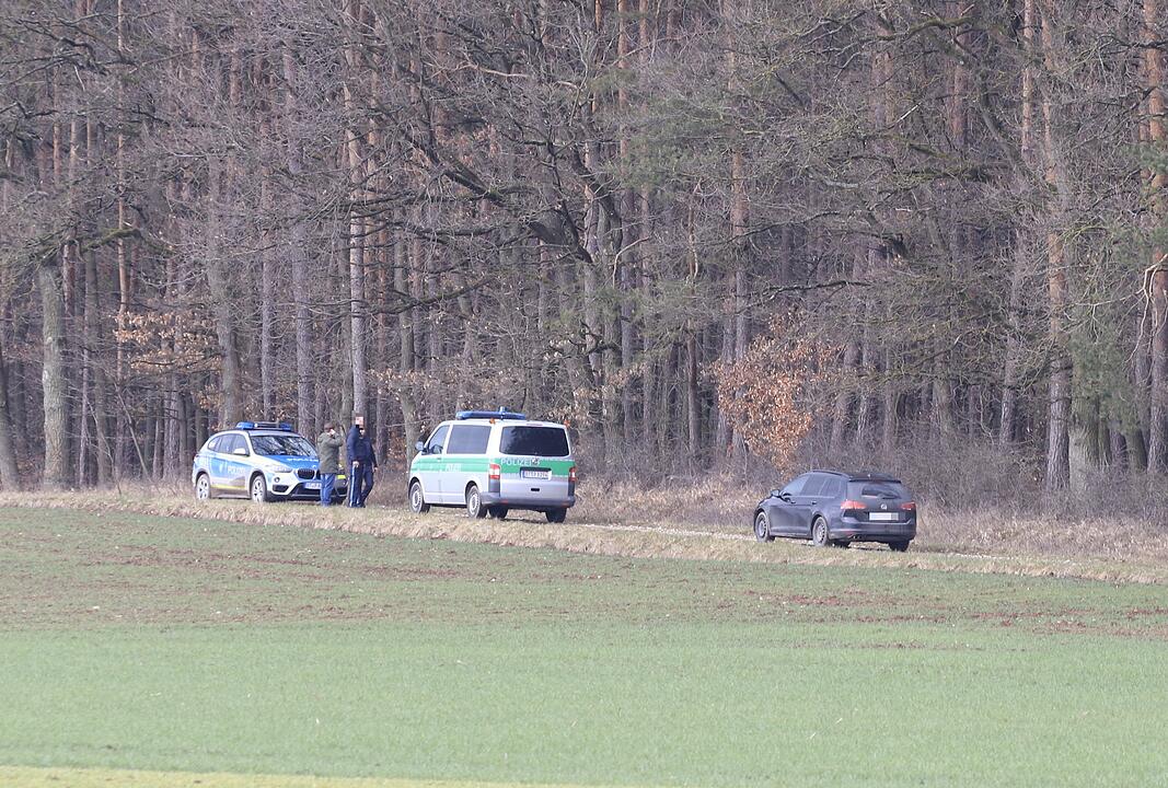 Verfolgungsjagd durch Oberfranken: Mann flieht vor Polizei in den Wald