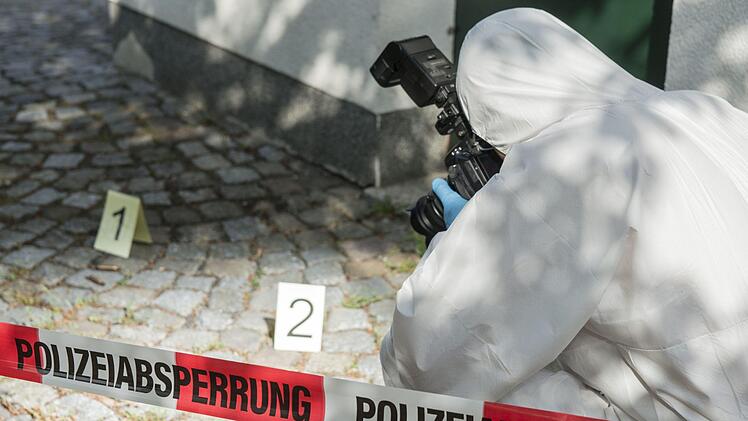 Die 37-Jährige wurde tot aufgefunden. Die genauen Umstände sind derzeit noch unklar.
