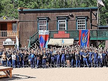 Die Feuerwehrjugend nahm die Westernstadt ein.