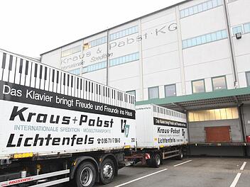 Hier werden wohl auch zukünftig Waren verladen und transportiert: Der Standort der P&M-Gruppe in Seubelsdorf.  Foto: FT-Archiv/Tim Birkner