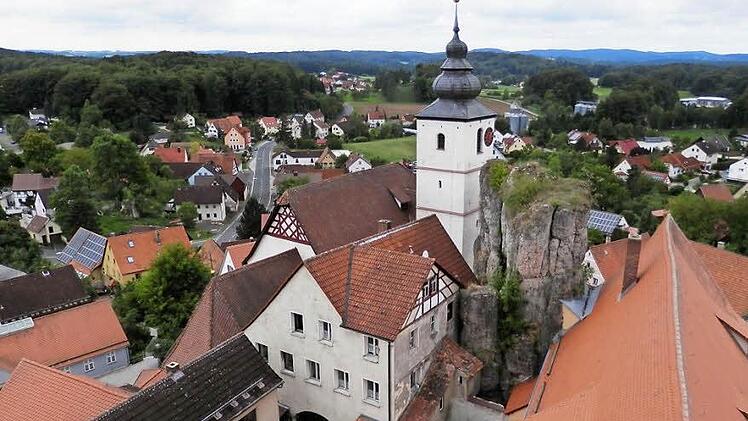 Blick von der Burg Hiltpoltstein Richtung Gräfenberg Foto: Martin Rehm