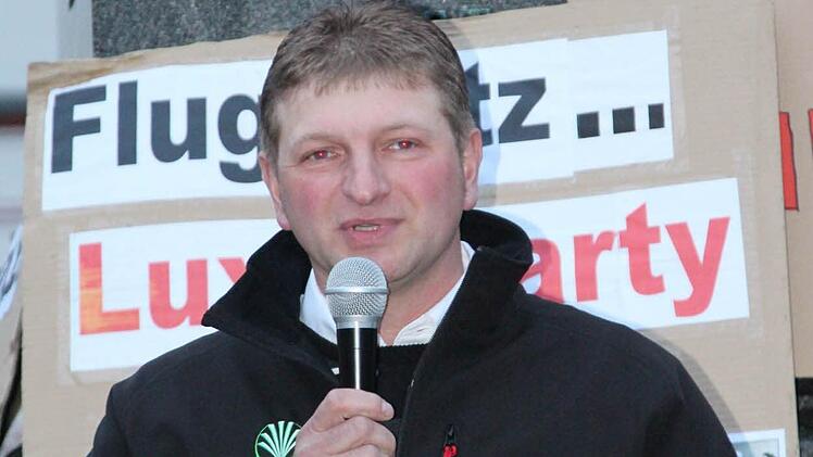 Oliver Truckenbrodt, betroffener Landwirt und Sprecher der Interessengemeinschaft von Grundeigentümern gegen den Flugplatz.