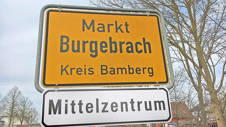 Burgebrach hat es ebenso geschafft wie Scheßlitz: Die beiden sind nun Mittelzentren. Foto: Anette Schreiber; Montage: Franziska Schäfer