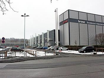 Der provisorische Parkplatz links könnte Standort des neuen Brose-Logistik-Zentrums werden.