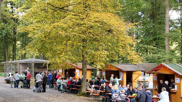 Das fantastische Herbstwetter genossen Hunderte.