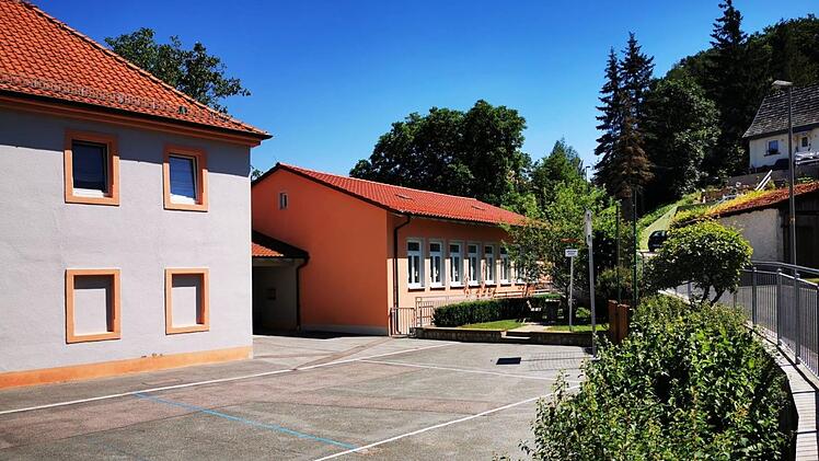 Im Schulgebäude Oberlangheim gibt es nur noch eine Klasse. Außerdem findet der Sportunterricht dort statt. Foto: Grundschule Leuchsental