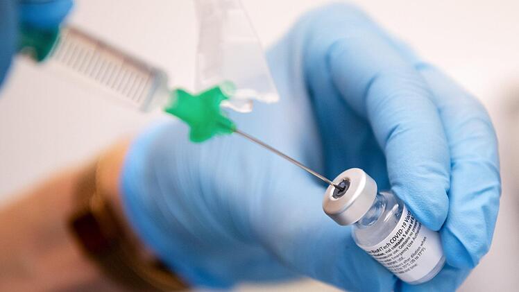 In Stadt und Kreis Ansbach beginnen ab Montag Hausärzte mit der Corona-Impfung