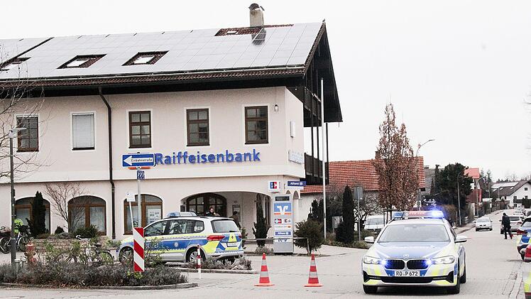 Überfall auf Geldtransporter in Bayern: Täter auf der Flucht