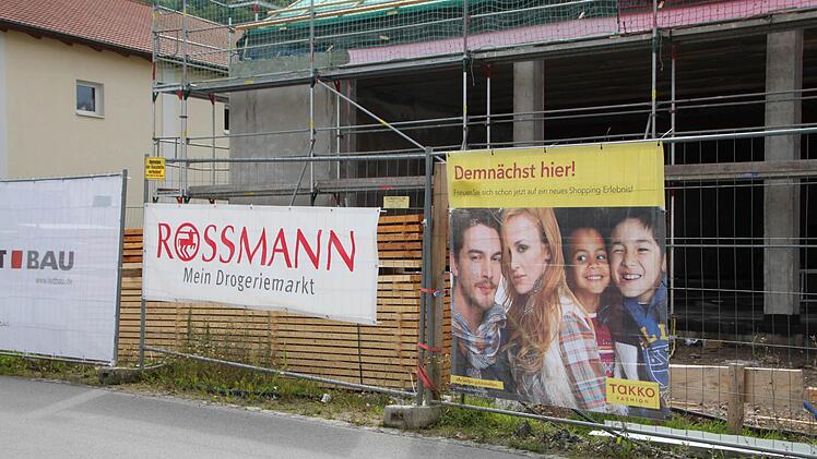 Nun müssen die zukünftigen Filialen noch bezugsfertig gemacht werden.