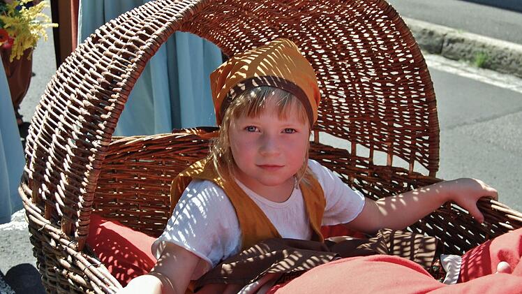 Beim Festumzug durch Münnerstadt. Foto: Sigismund von Dobschütz
