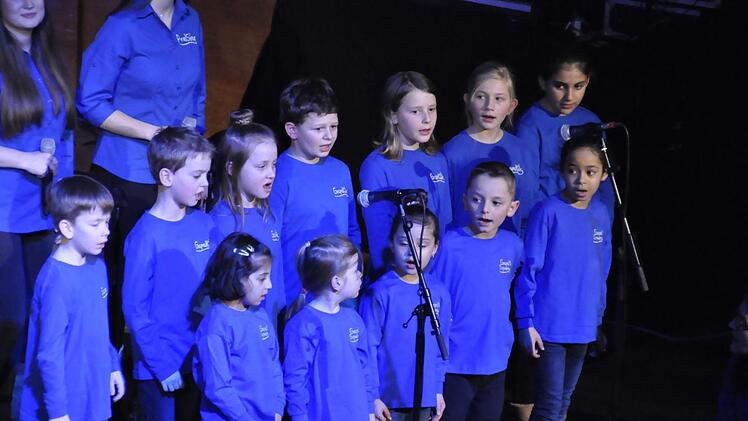 "Gospel Sparrows" und "GospelKids" sind die Kinderchöre der evangelischen Kirchengemeinde. Foto: Peter Klopf