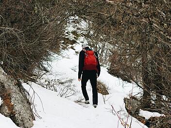 Weihnachten, Winter, Winterzeit, Weihnachtszeit, Vorweihnachten, Vorweihnachtszeit, Abenteuer, Erlebnis, Wanderung, Wanderstrecke, Wanderwege, Wanderroute, Bergwanderung, Schnee, Schneewanderung